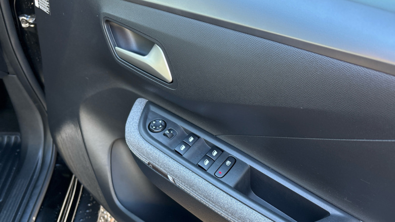 Vauxhall Frontera 83kW GS 44kWh 5dr Auto Electric Estate